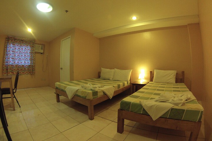 Room 5 of 59