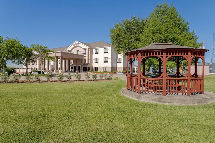 BBQ/picnic area