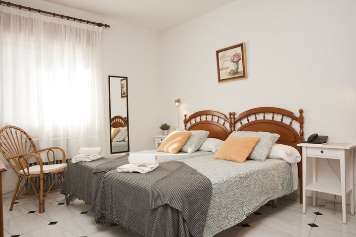 Room 5 of 22