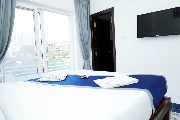Room 15 of 43