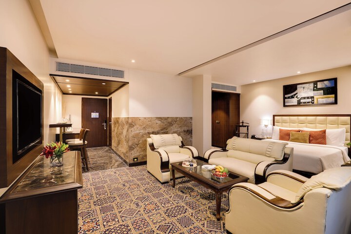 Room 14 of 61