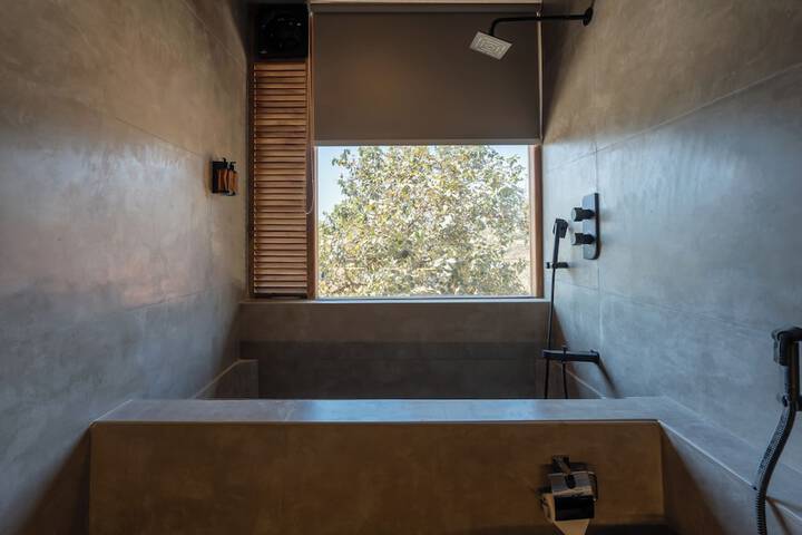 Room 22 of 54