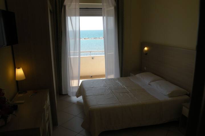 Room 11 of 58