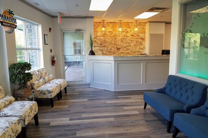 Entrance & Lobby