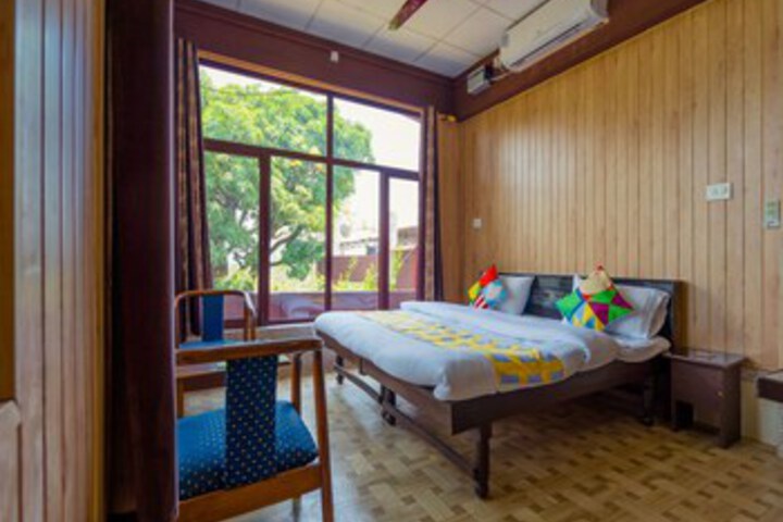 Room 18 of 24