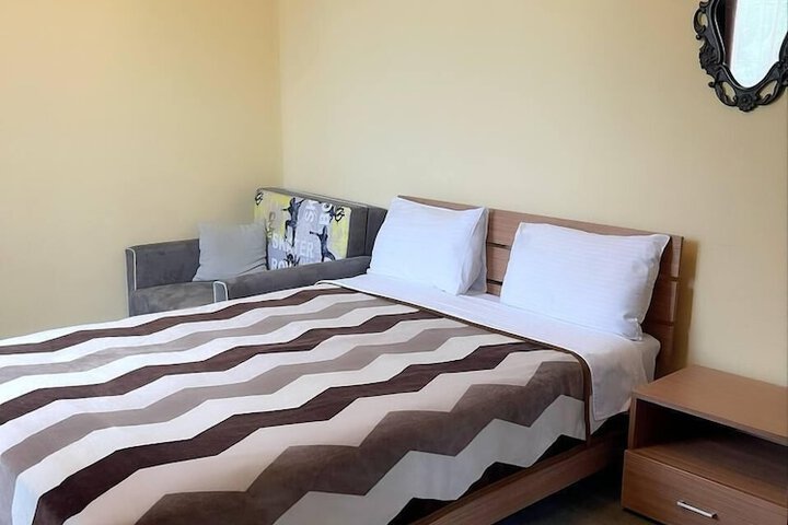 Room 15 of 46