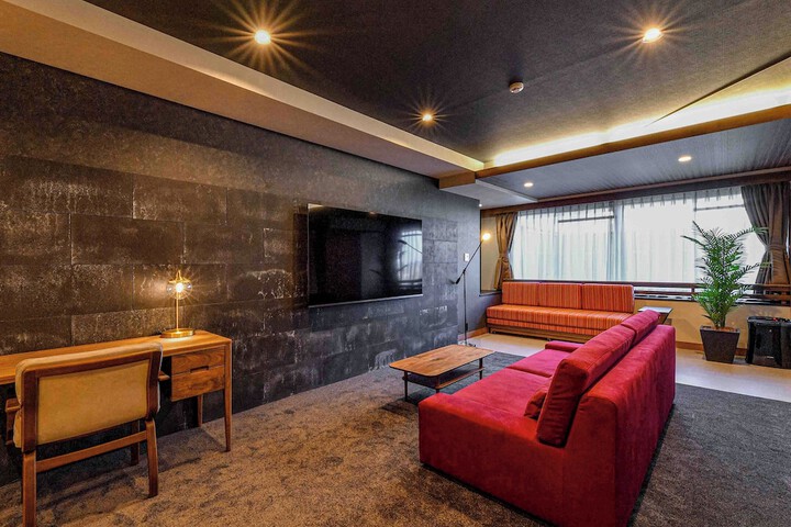 Room 22 of 124
