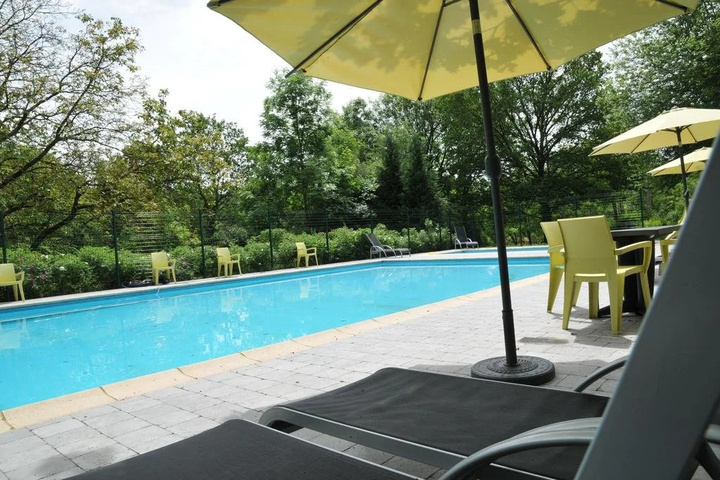 Pool 9 of 11
