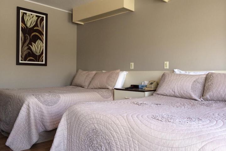 Room 7 of 34