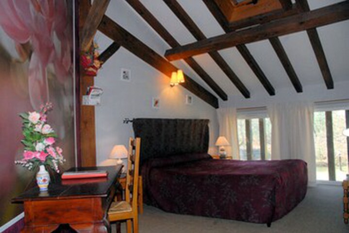 Room 14 of 22