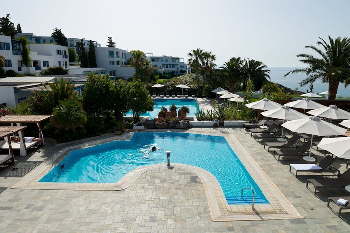 Pool 39 of 107