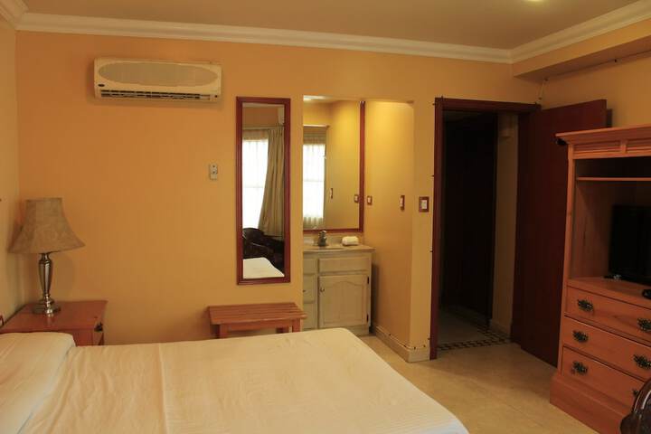 Room 8 of 15