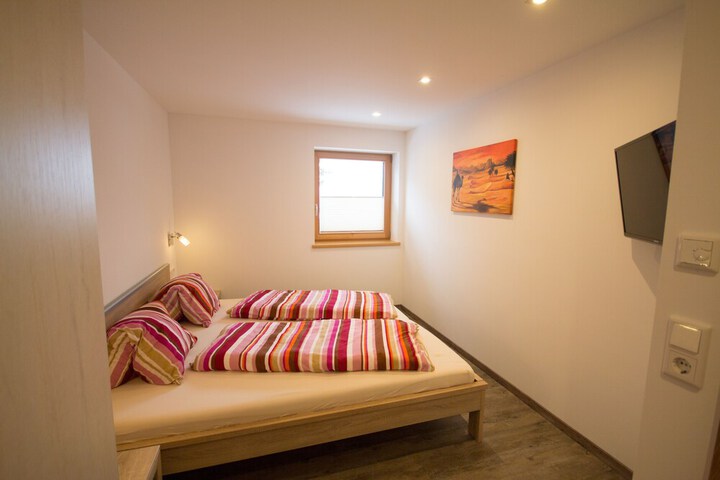 Room 4 of 21