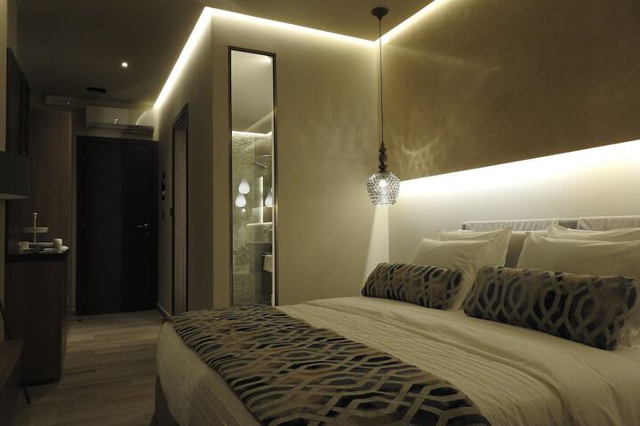 Room 11 of 70