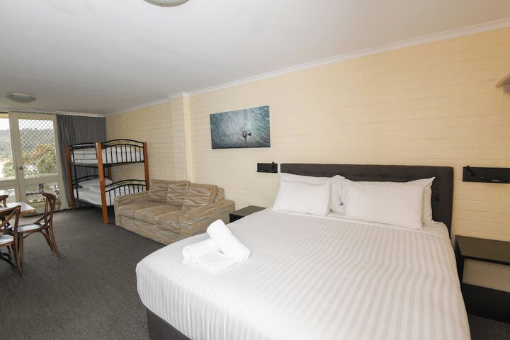 Room 16 of 63