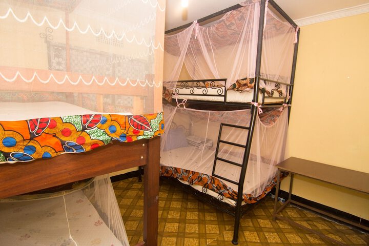 Room 7 of 23