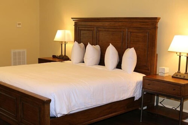 Room 14 of 87