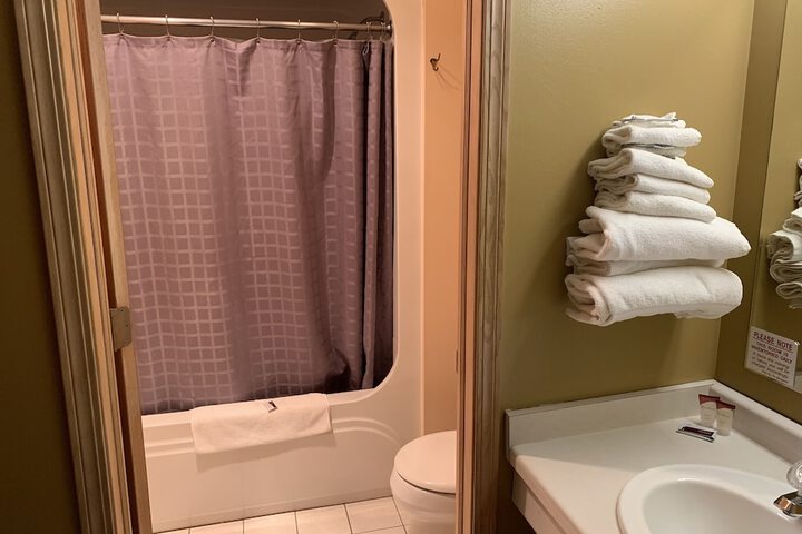 Room 27 of 31