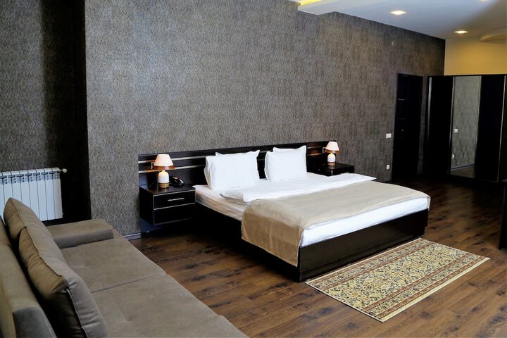 Room 12 of 45