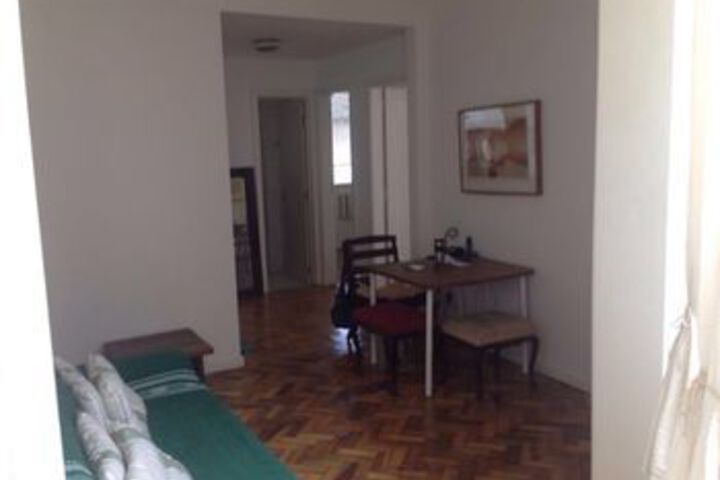 Room 11 of 13