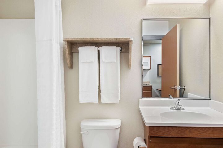 Room 20 of 27