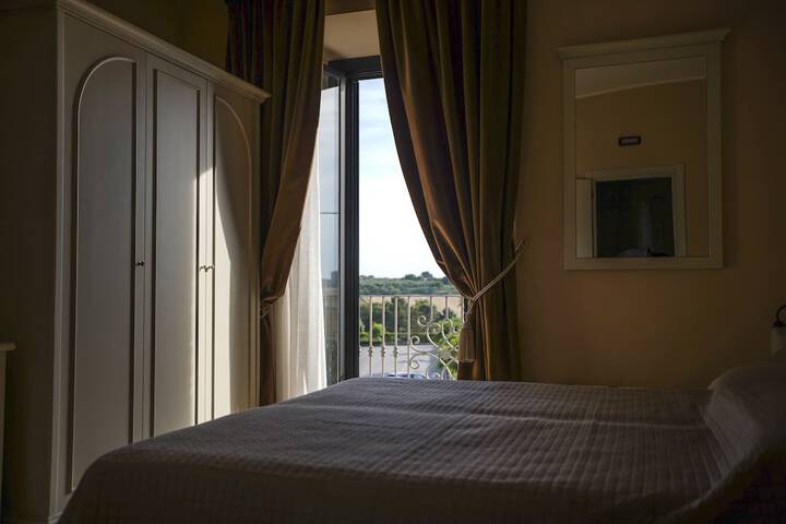 Room 21 of 23