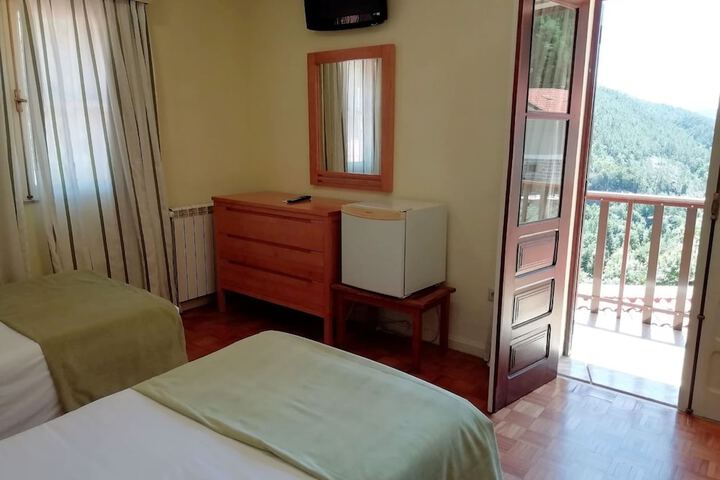 Room 20 of 93