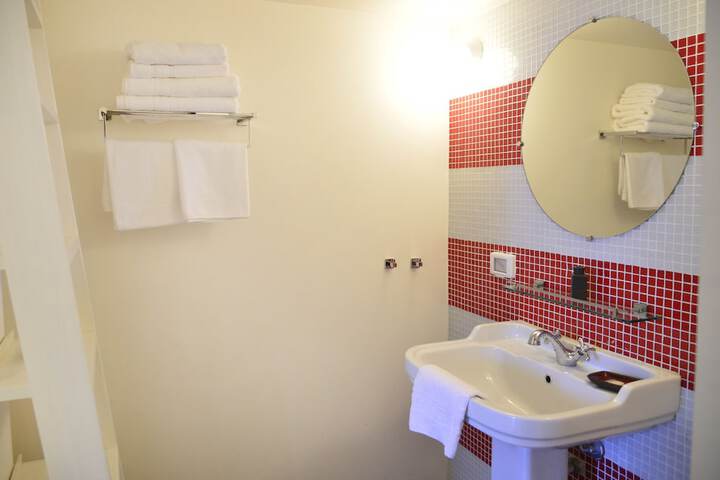 Room 21 of 63