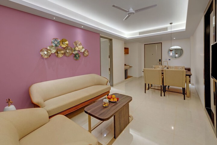 Room 6 of 31