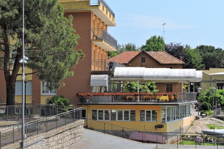 Hotel 18 of 21