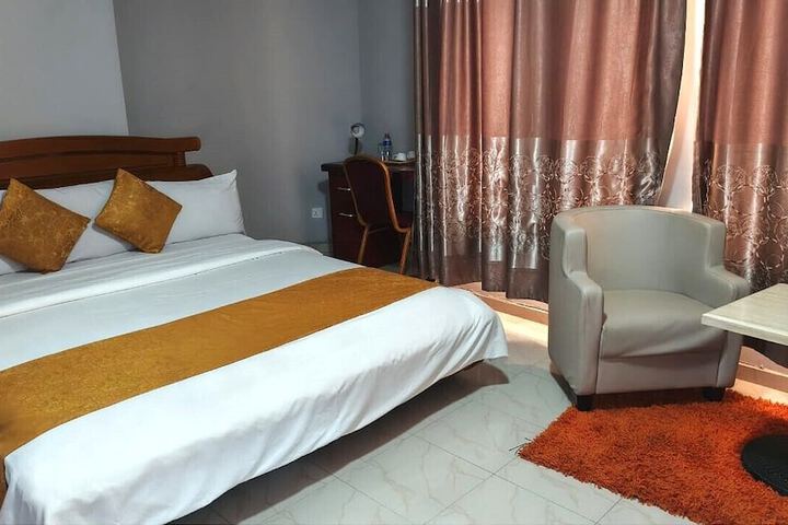 Room 15 of 57