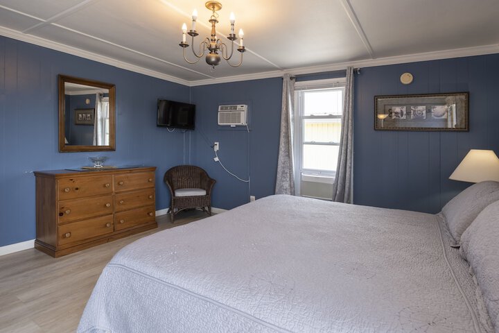 Room 129 of 309