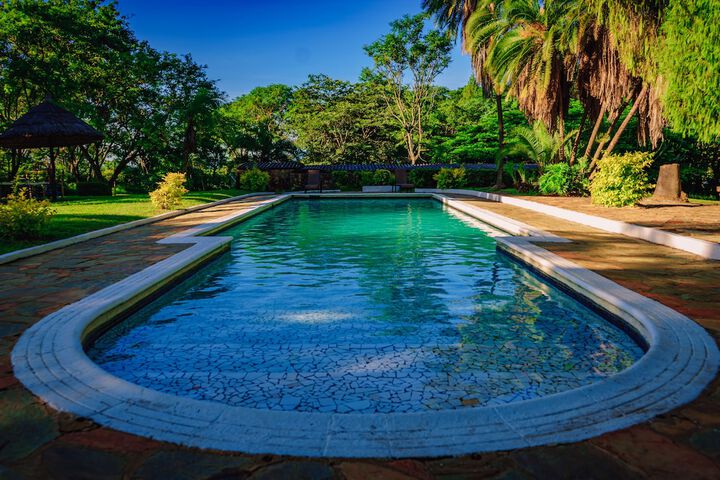 Pool 23 of 42