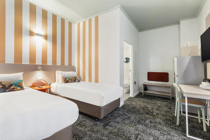Room 74 of 156