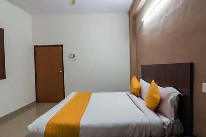 Room 15 of 23