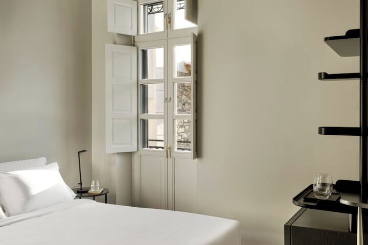 Room 54 of 206