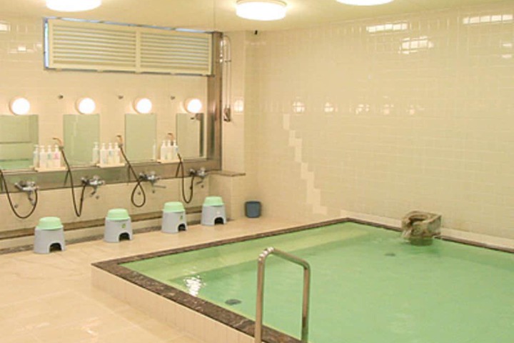 Room 10 of 23