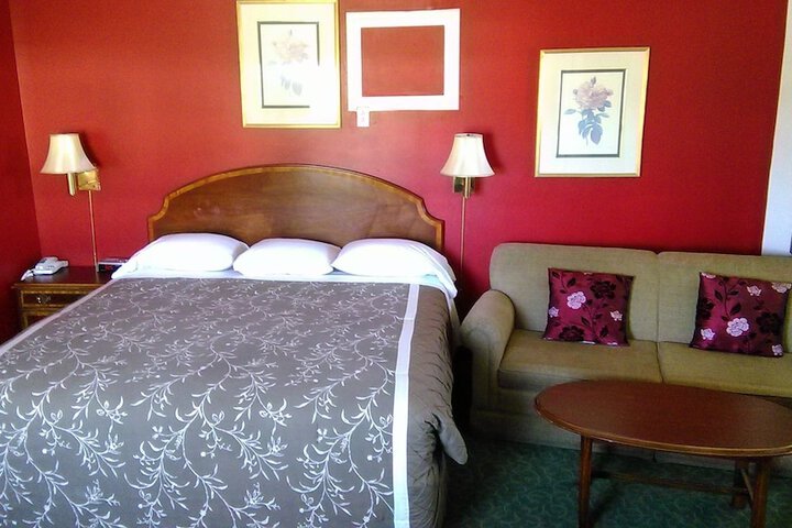 Room 21 of 35