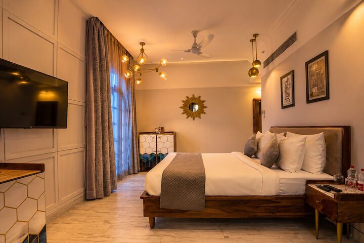 Room 21 of 51