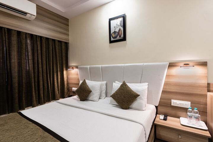 Room 16 of 50