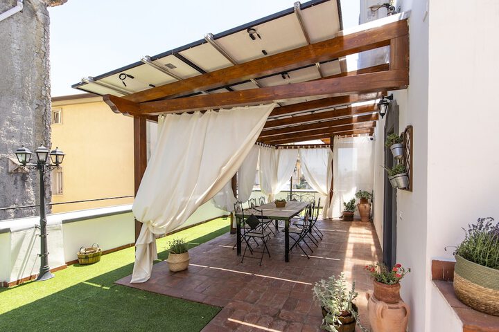 Terrace/Patio 33 of 43