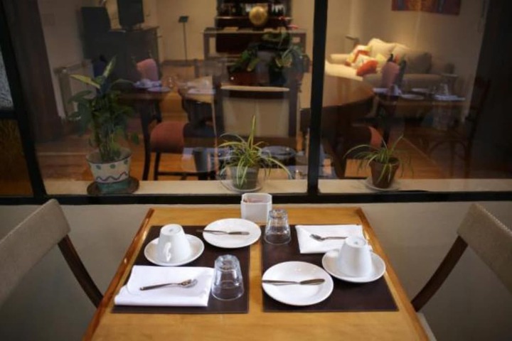 Breakfast/Coffee Service 27 of 33