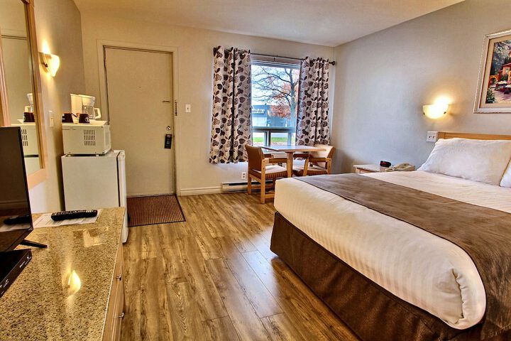 Room 7 of 36