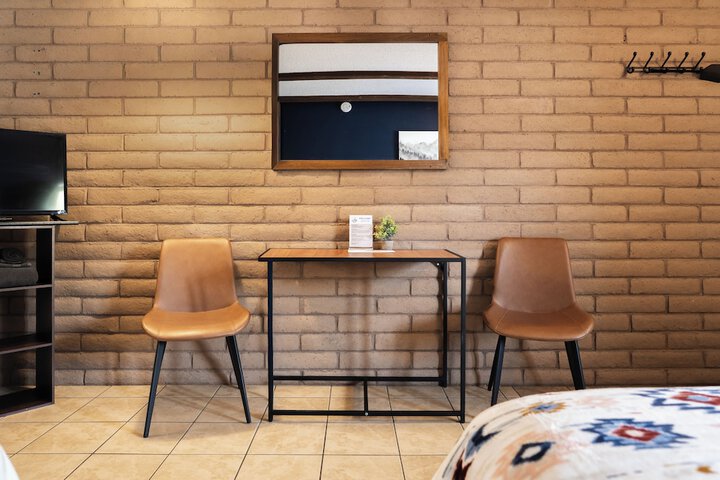 Room 9 of 44