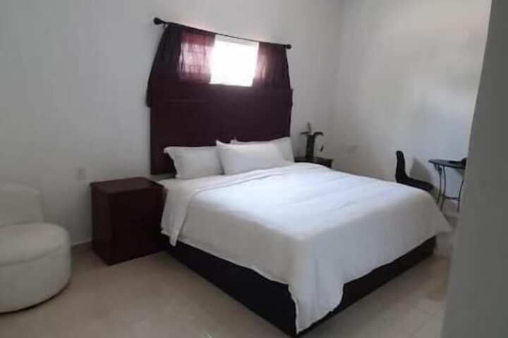 Room 6 of 45