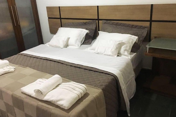 Room 10 of 85