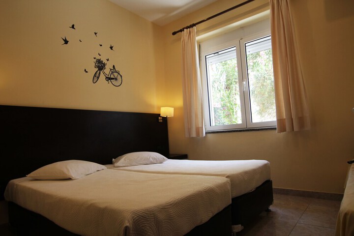 Room 7 of 43