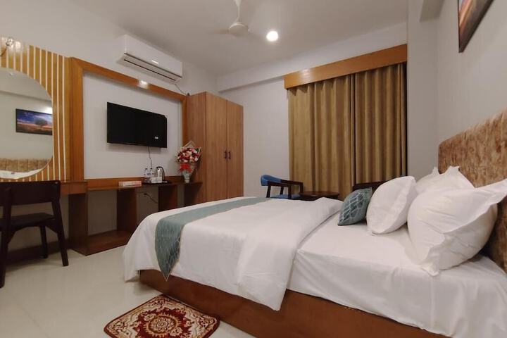 Room 43 of 73