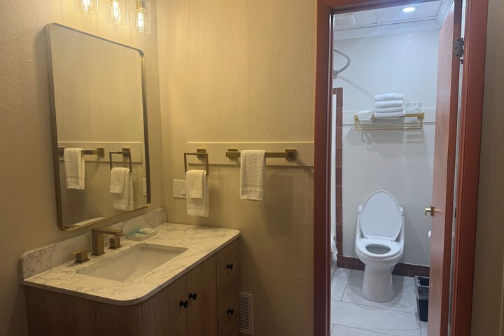 Room 29 of 57