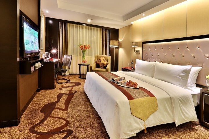 Room 10 of 41